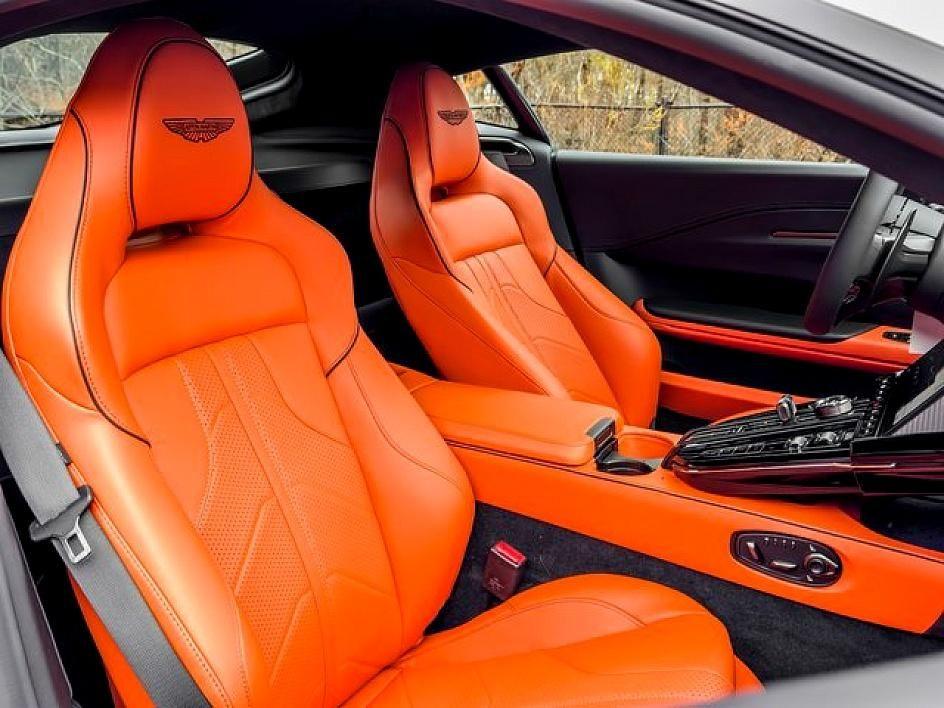 2025 Aston Martin Vantage