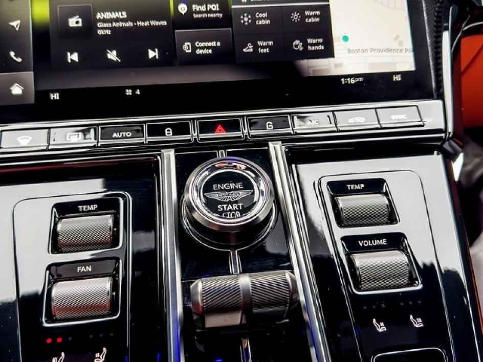 2025 Aston Martin Vantage