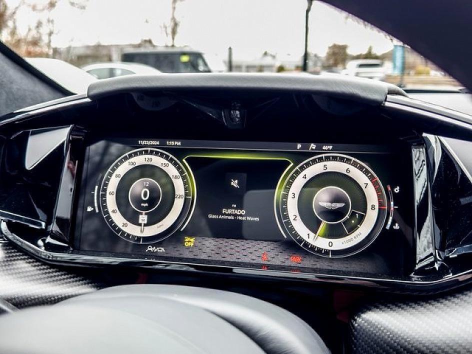 2025 Aston Martin Vantage