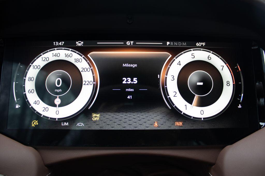 2025 Aston Martin DB12