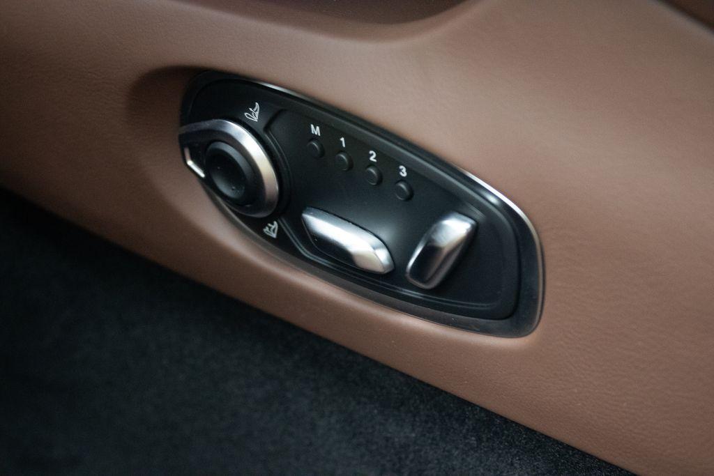 2025 Aston Martin DB12