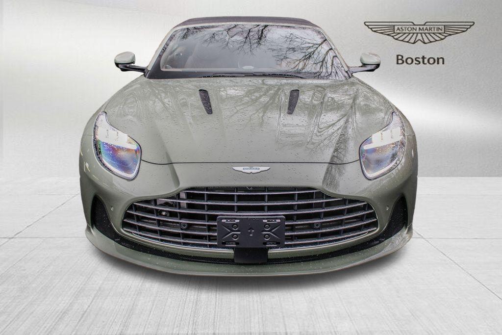 2025 Aston Martin DB12