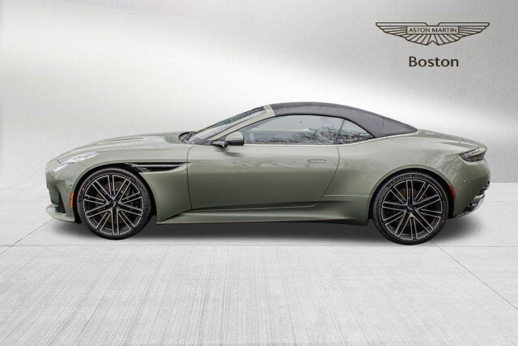 2025 Aston Martin DB12