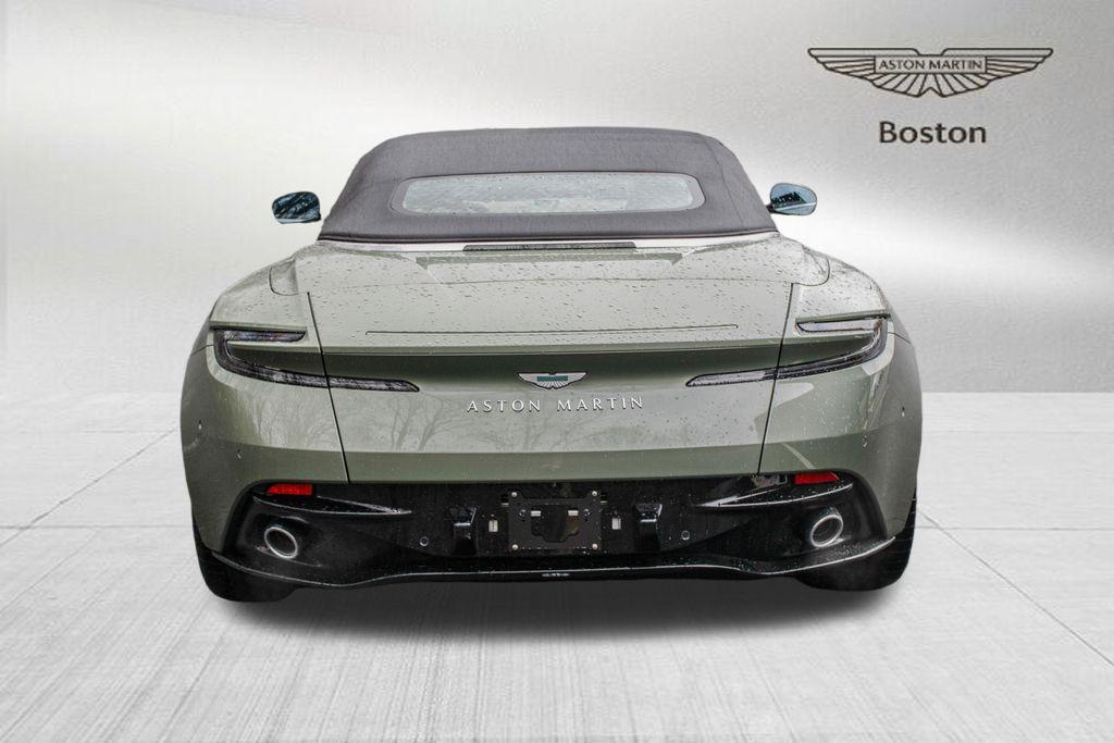 2025 Aston Martin DB12