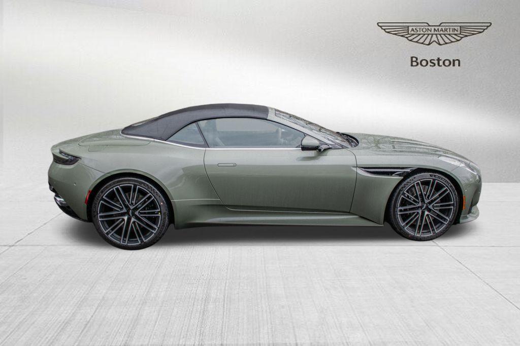 2025 Aston Martin DB12