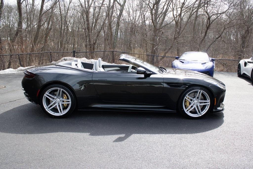 2025 Aston Martin DB12