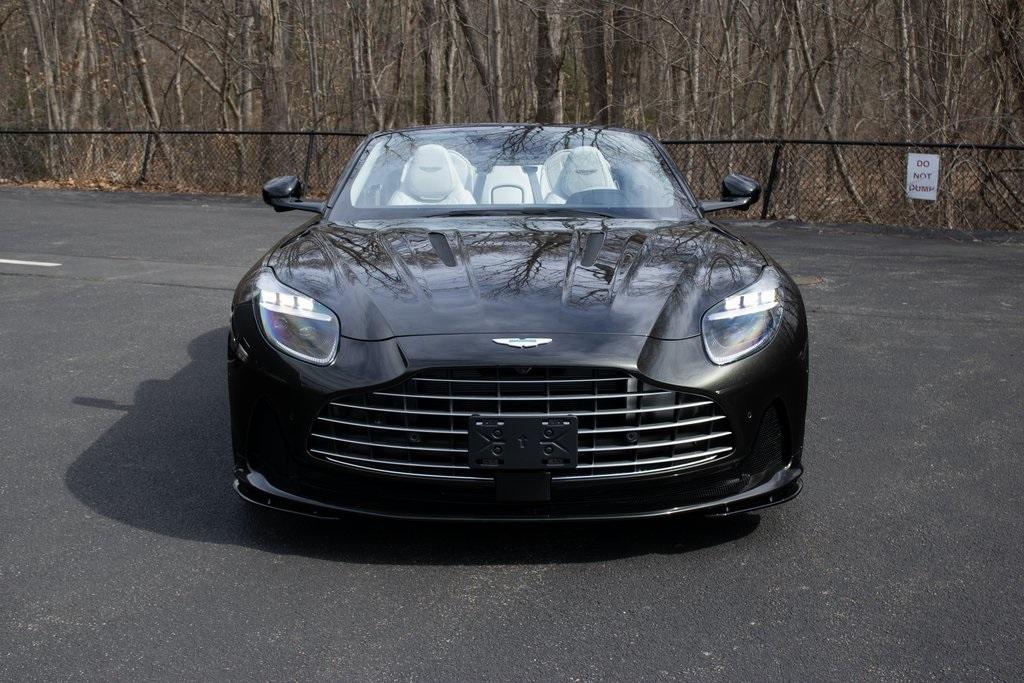 2025 Aston Martin DB12