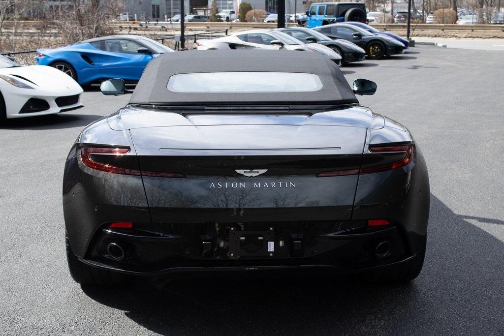 2025 Aston Martin DB12