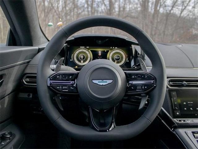 2025 Aston Martin Vantage