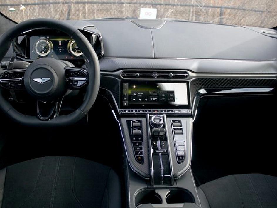 2025 Aston Martin Vantage
