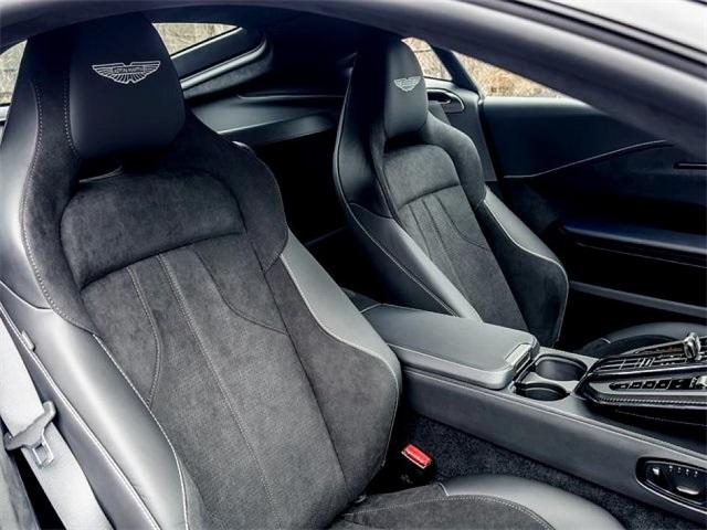 2025 Aston Martin Vantage