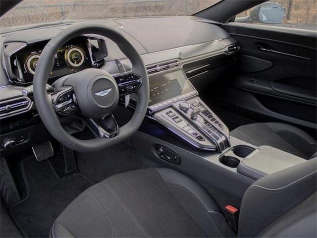 2025 Aston Martin Vantage
