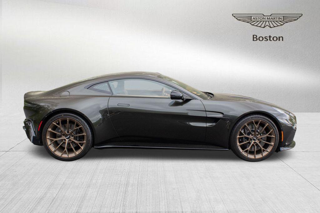 2025 Aston Martin Vantage