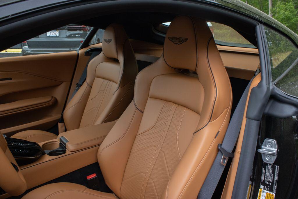 2025 Aston Martin Vantage