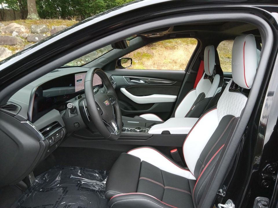 2025 Cadillac CT5