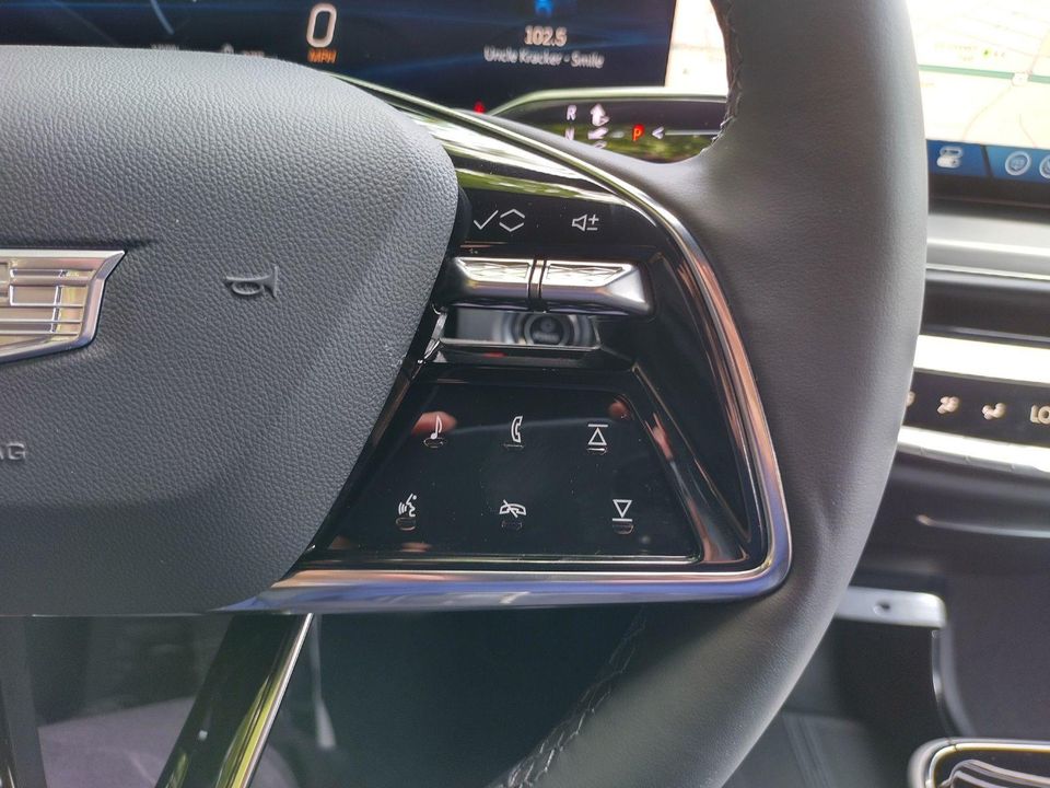 2025 Cadillac LYRIQ
