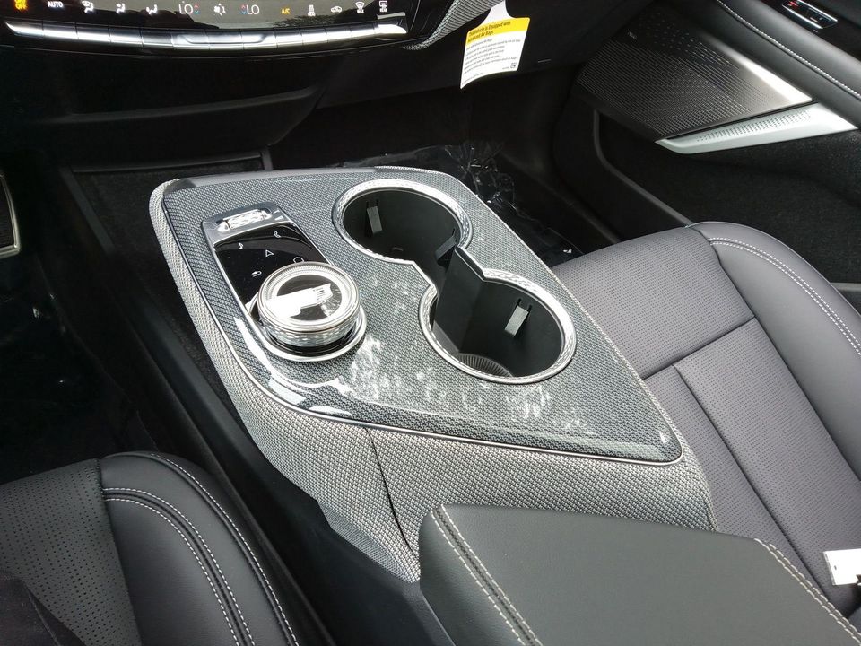 2025 Cadillac OPTIQ
