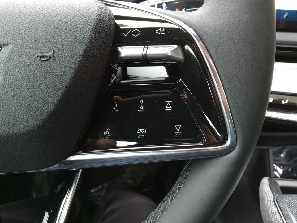 2025 Cadillac OPTIQ