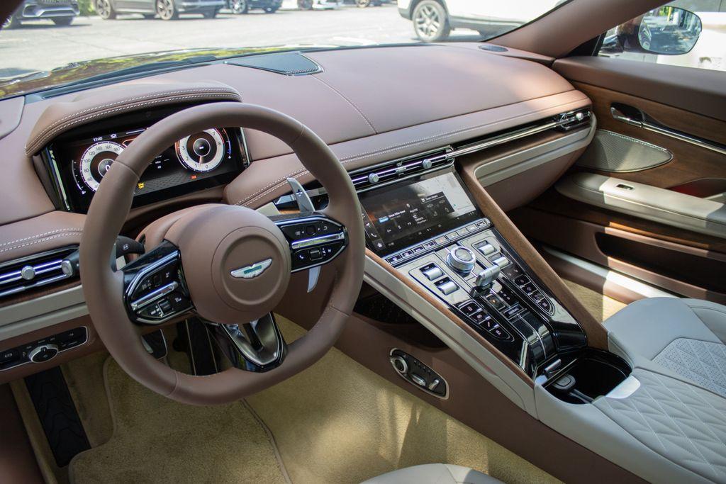 2025 Aston Martin DB12