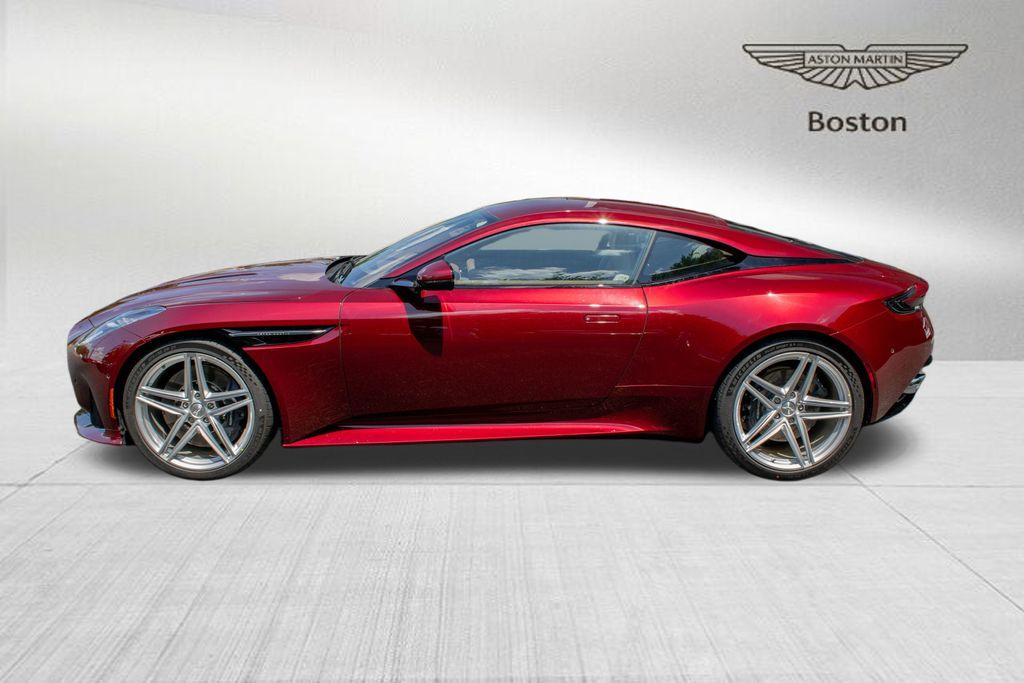 2025 Aston Martin DB12