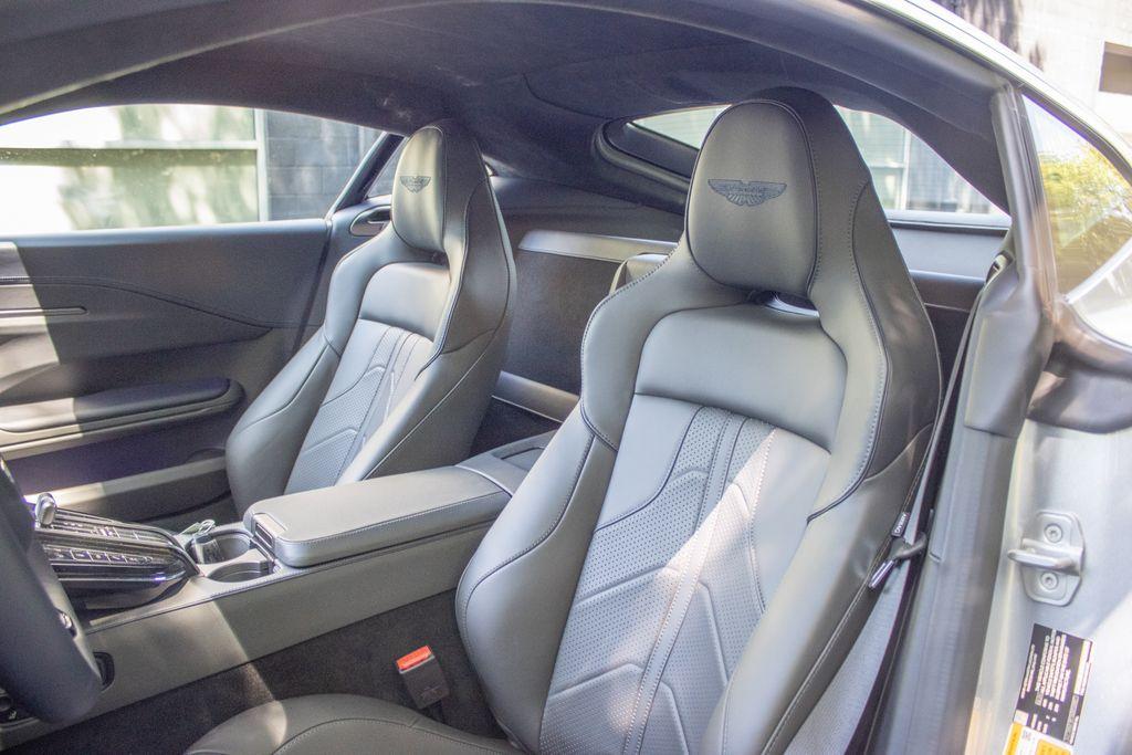 2025 Aston Martin Vantage