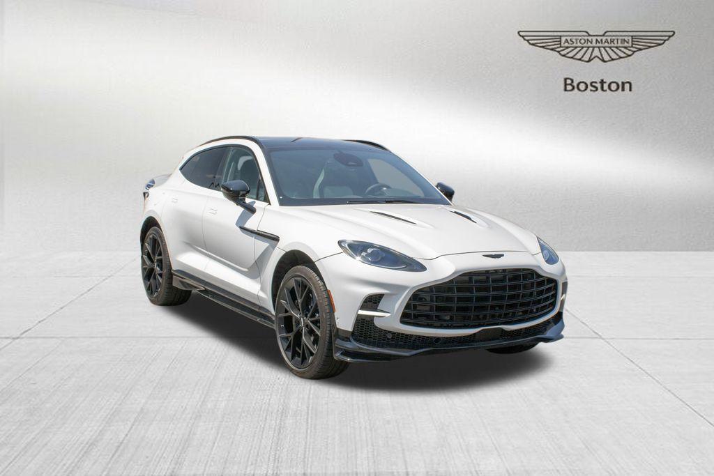 2025 Aston Martin DBX
