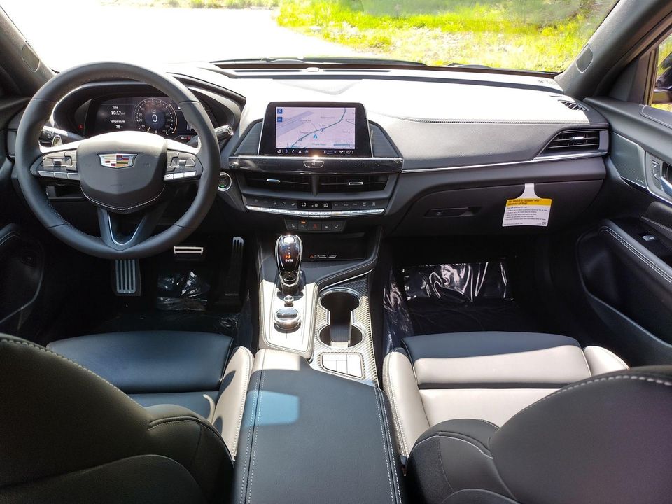 2025 Cadillac CT4