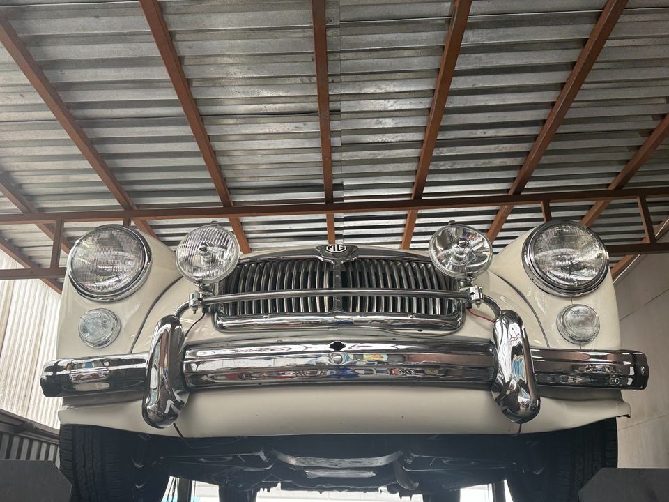 1962 MG MGA