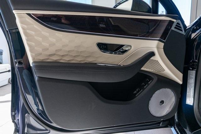 2025 Bentley Flying Spur
