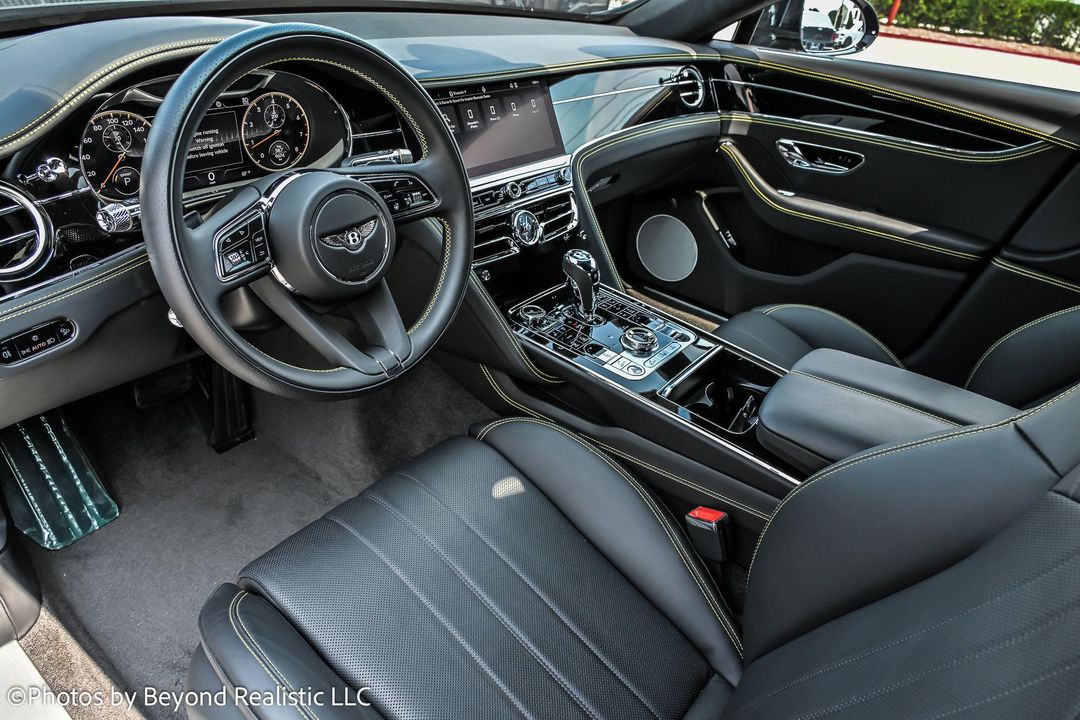 2024 Bentley Flying Spur