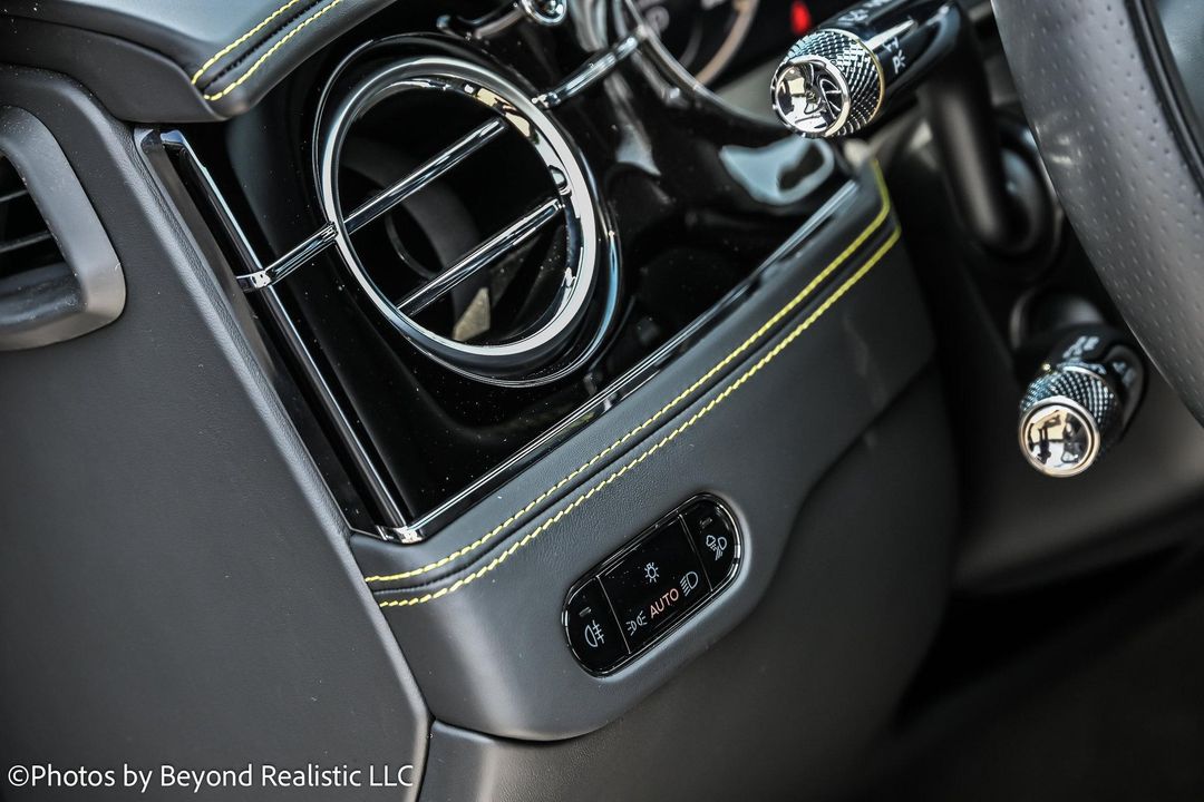 2024 Bentley Flying Spur
