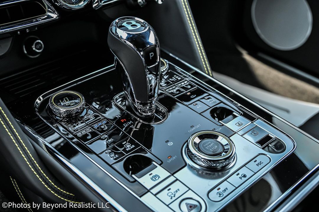 2024 Bentley Flying Spur