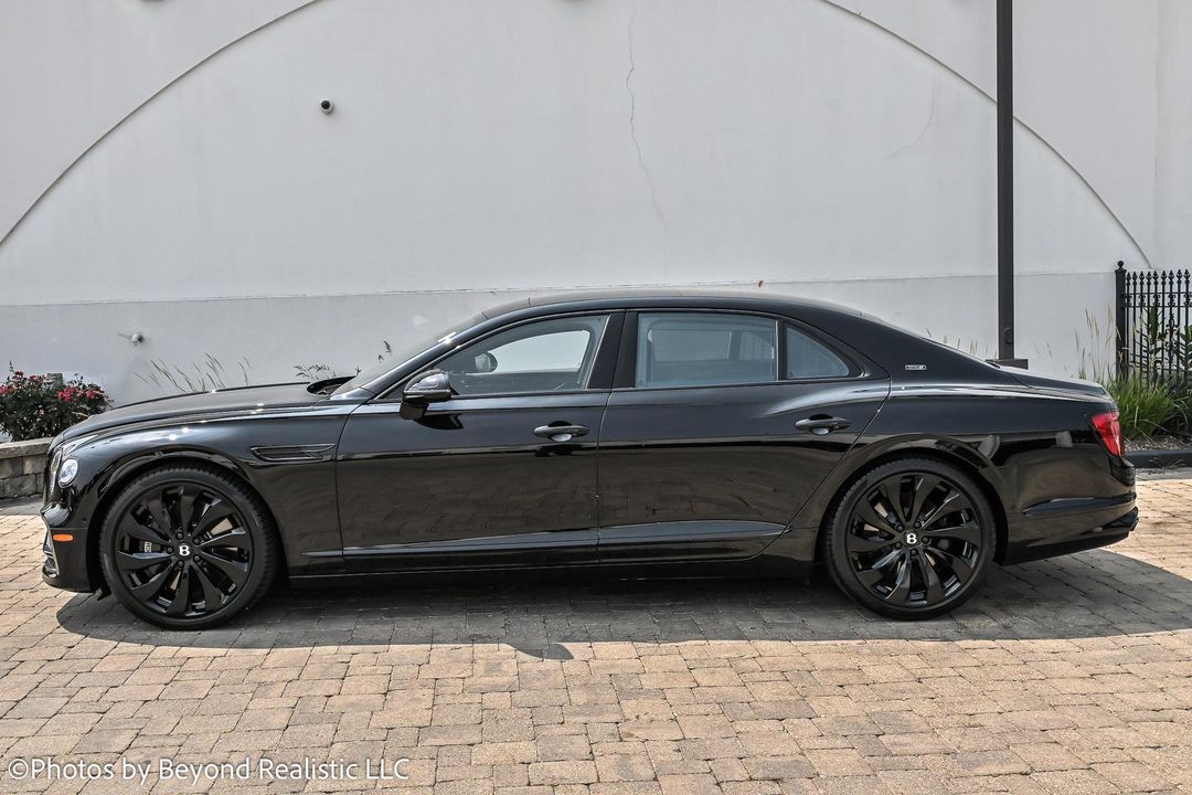 2024 Bentley Flying Spur