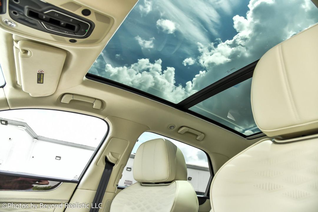 2024 Bentley Bentayga