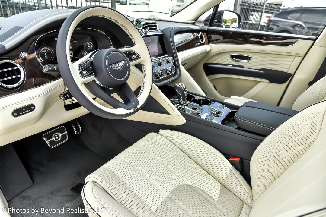 2024 Bentley Bentayga