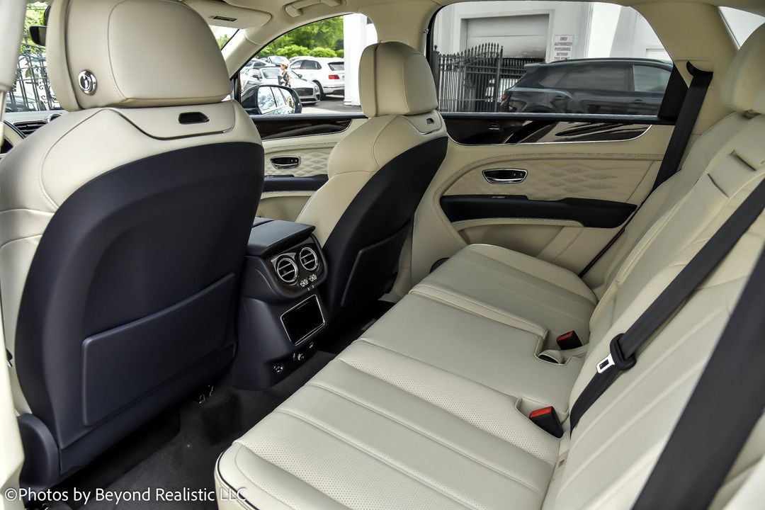 2024 Bentley Bentayga