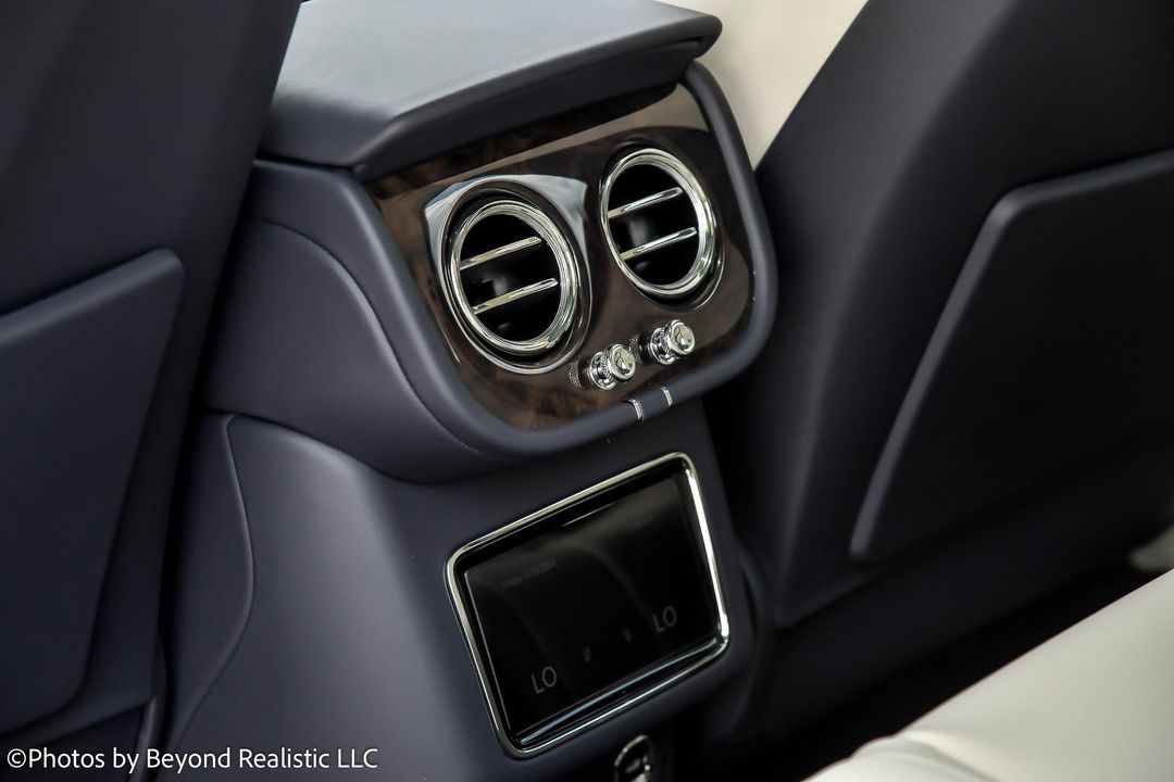 2024 Bentley Bentayga