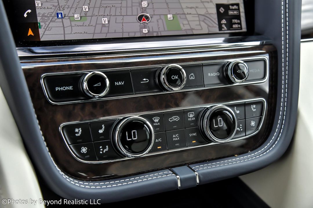 2024 Bentley Bentayga