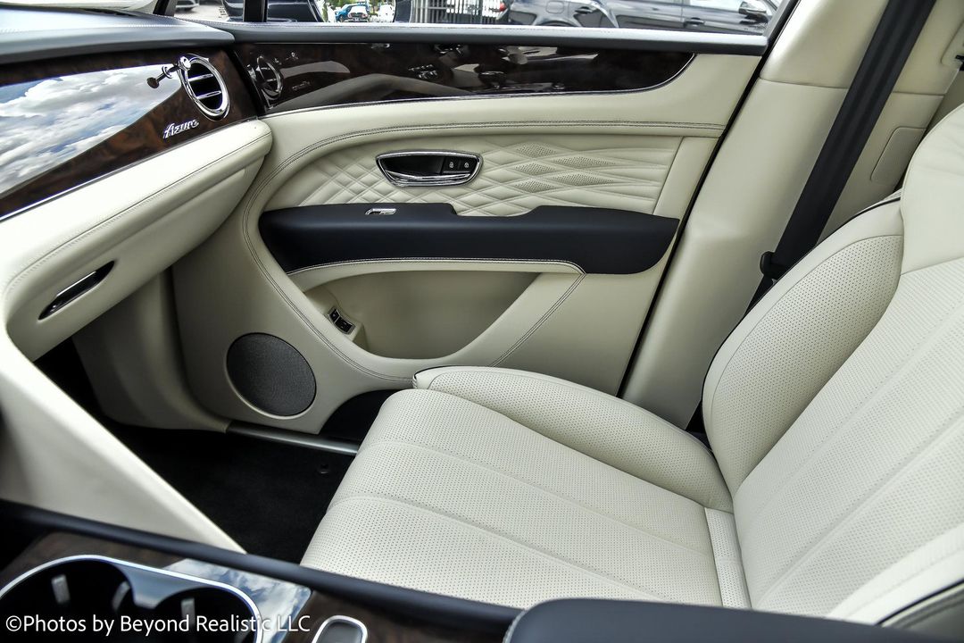 2024 Bentley Bentayga