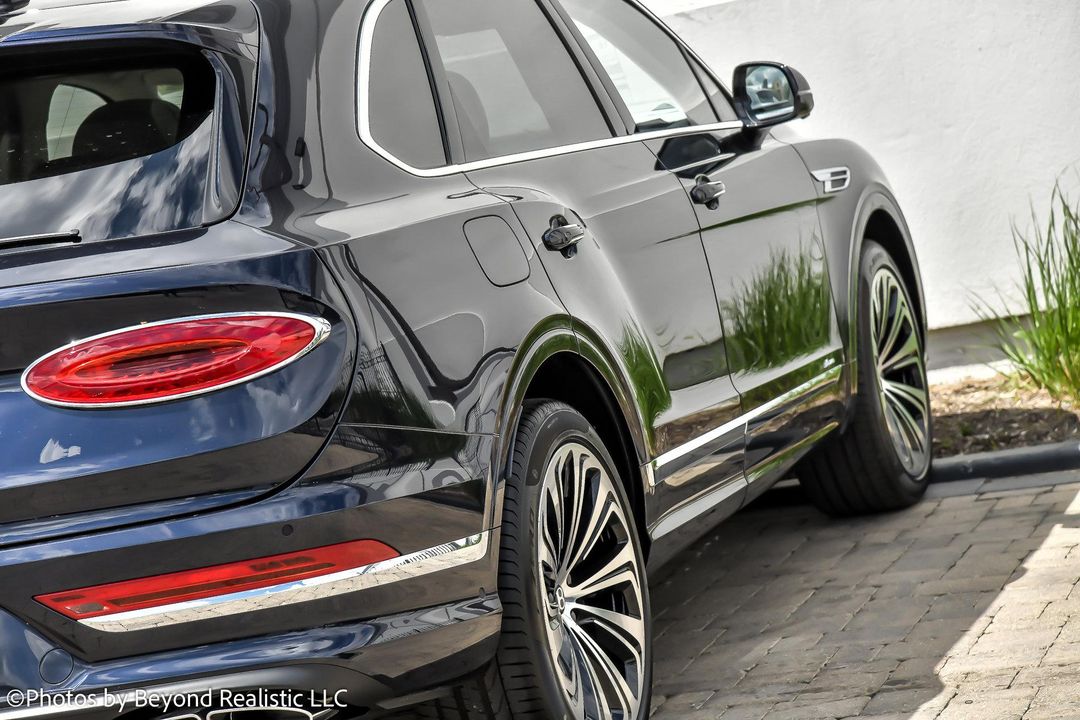 2024 Bentley Bentayga