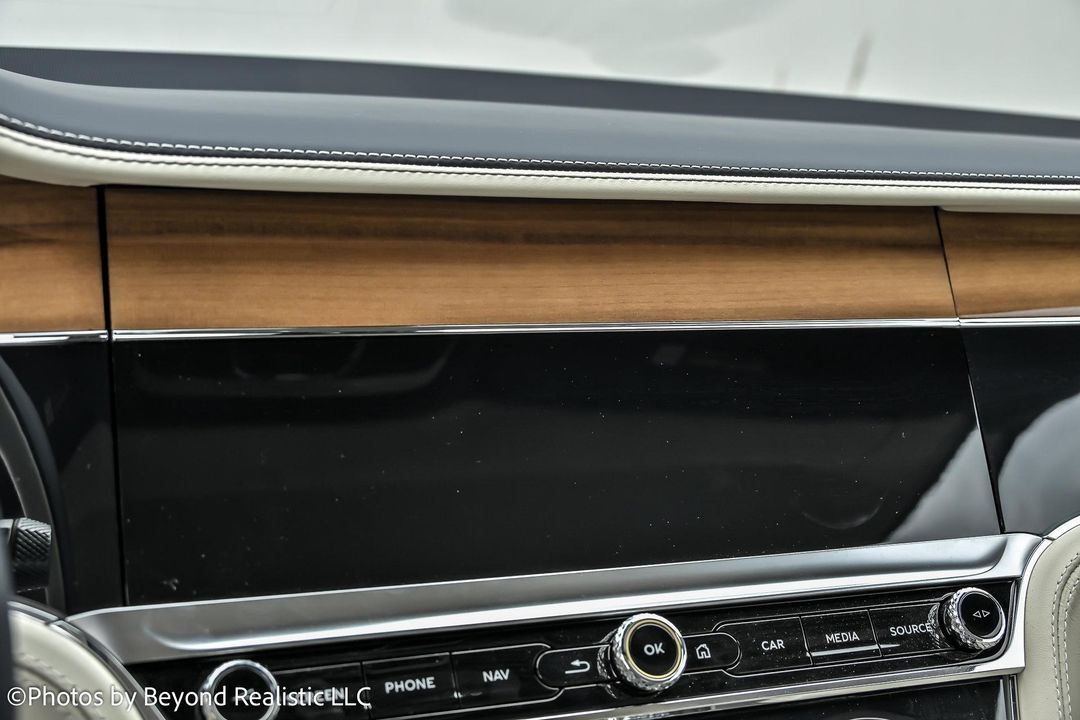 2024 Bentley Continental