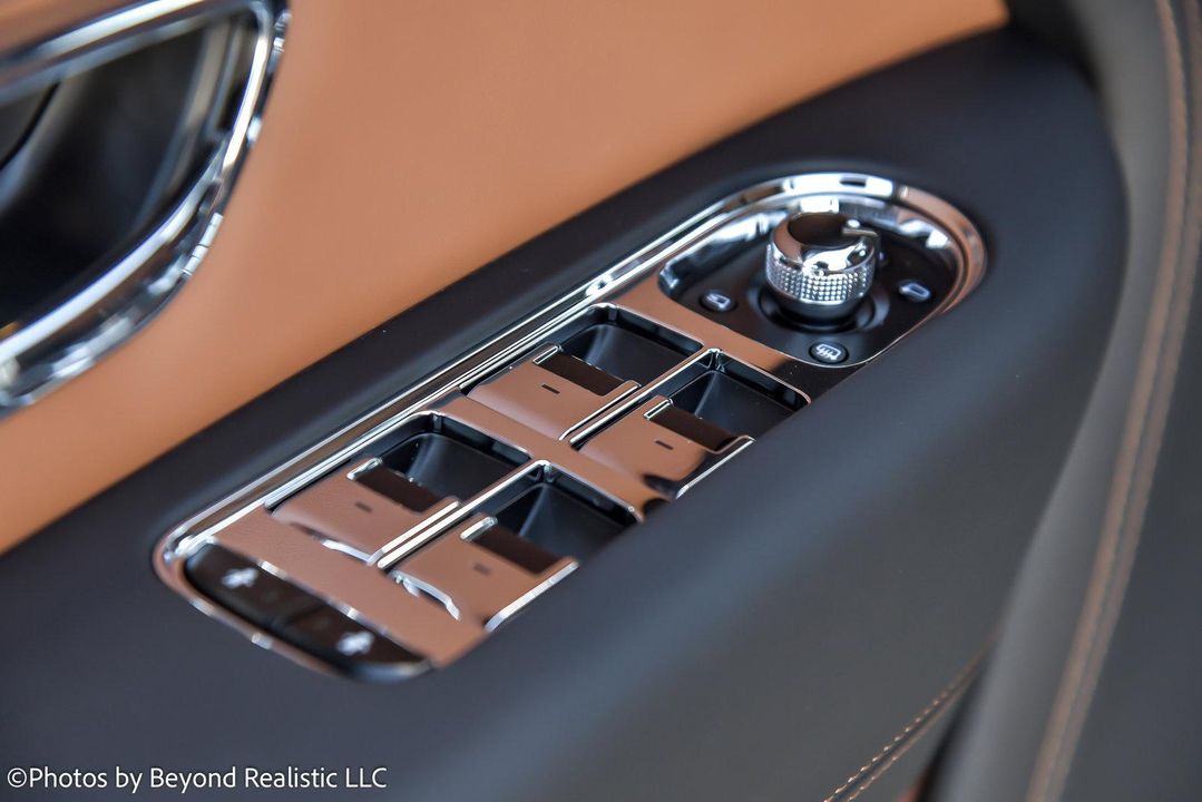 2024 Bentley Bentayga EWB