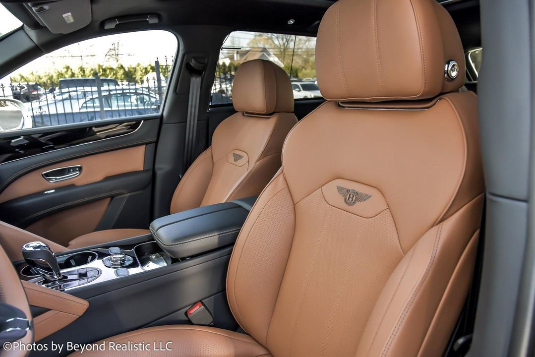 2024 Bentley Bentayga EWB