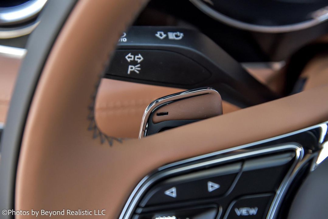 2024 Bentley Bentayga EWB