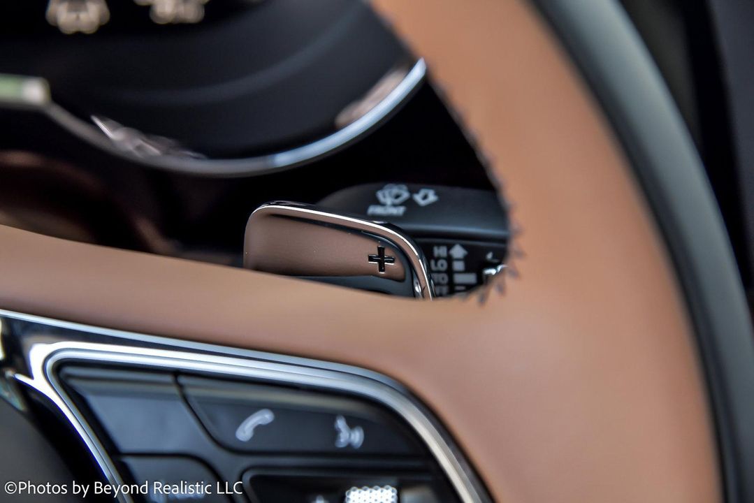 2024 Bentley Bentayga EWB