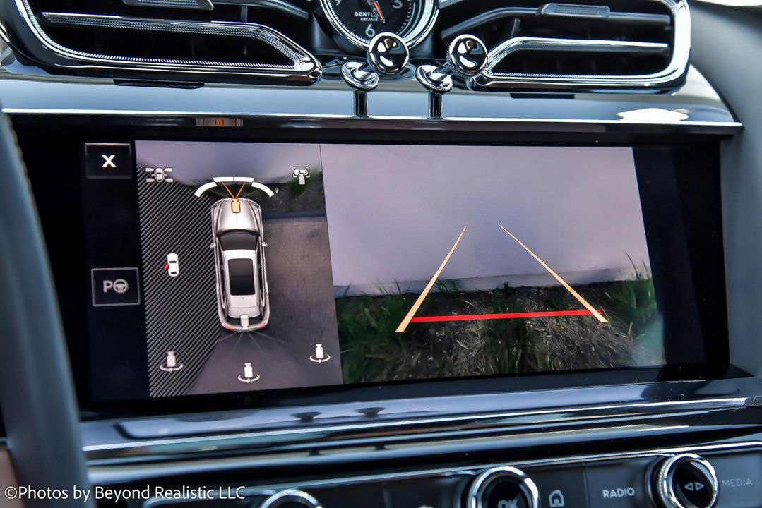 2024 Bentley Bentayga EWB