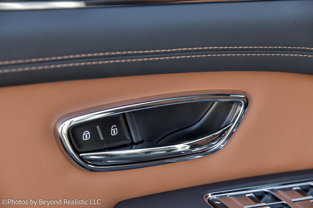 2024 Bentley Bentayga EWB