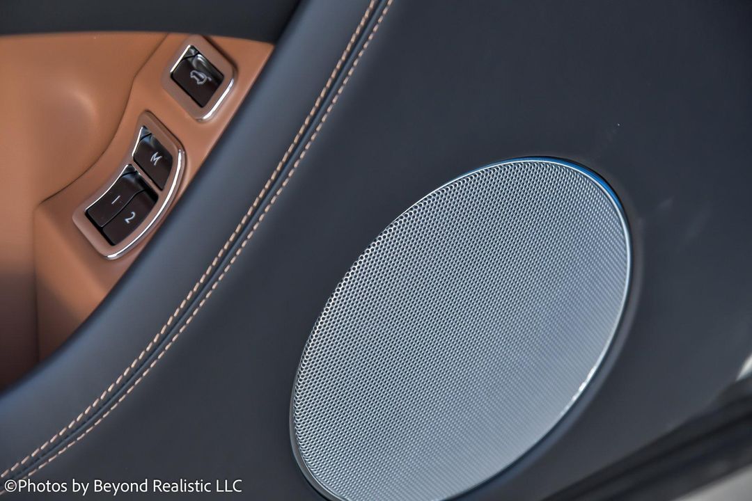 2024 Bentley Bentayga EWB