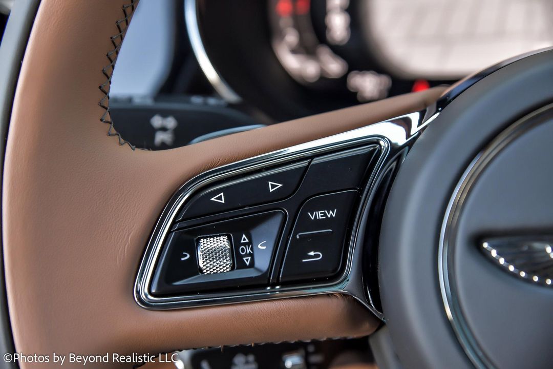 2024 Bentley Bentayga EWB
