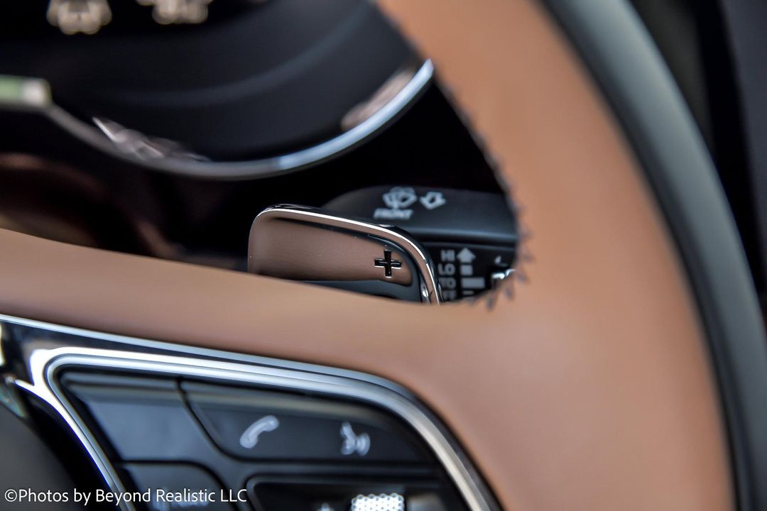 2024 Bentley Bentayga EWB